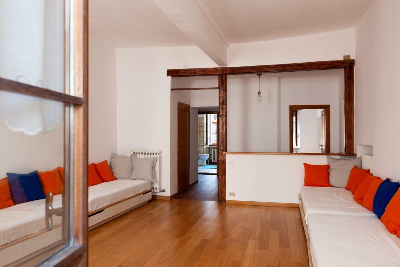Maison Isabella - Appartamento Nel Cuore Di Aosta Eksteriør billede